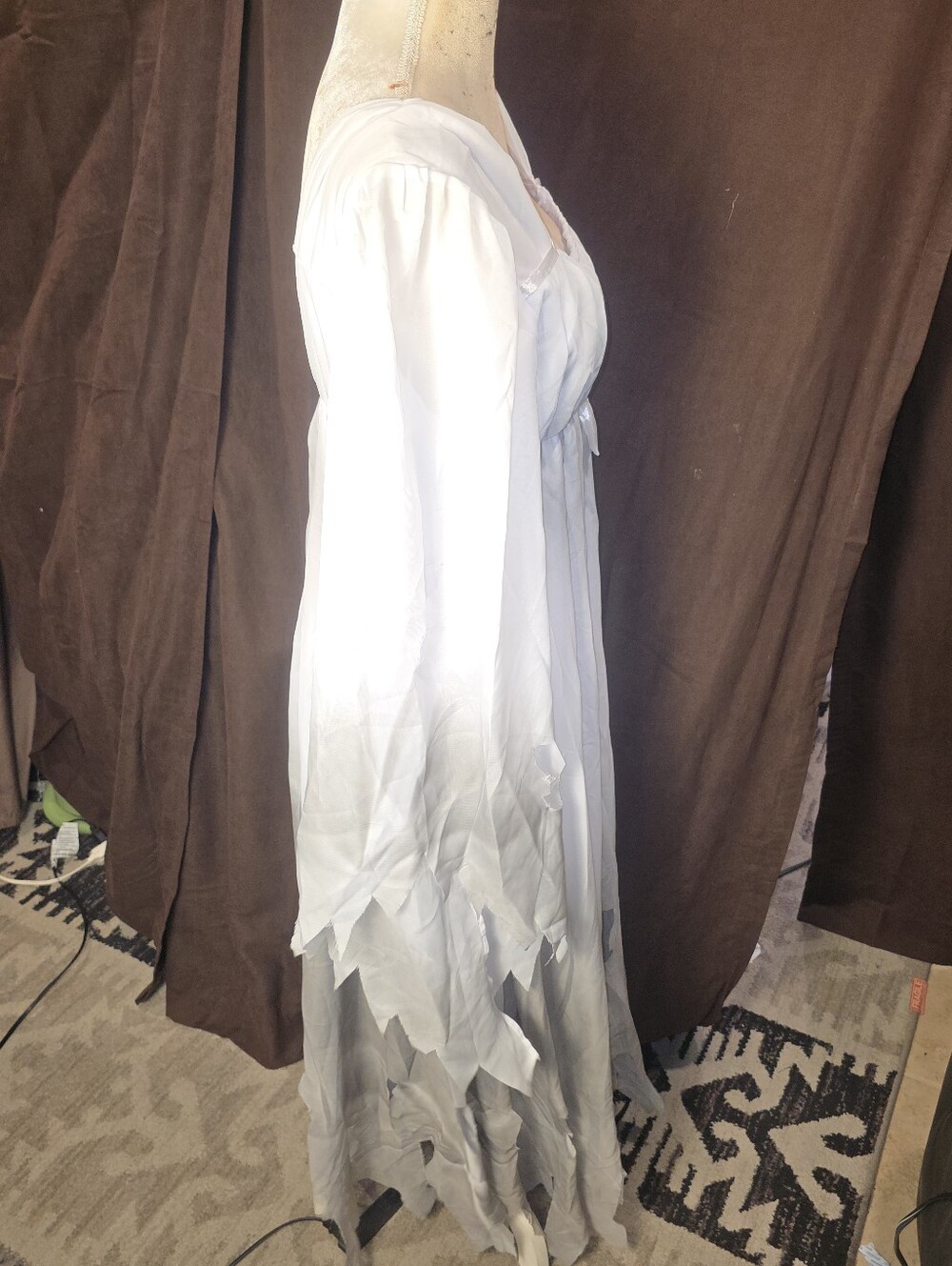 EraSpooky Womens L Gossamer Ghost Costume White Victorian Gothic Halloween - Picture 9 of 14